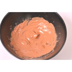 Rosa ler til ansigtsmaske